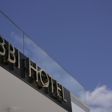 Ebbi Hotel Dhermi Bagian luar foto
